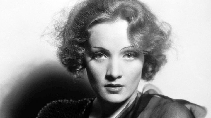 Eugene Richee. Retrato de estudio de Marlene Dietrich, 1933. Álbum