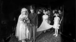 Boda de don Julio Gadea y Olimpia Arteta. Cuzco, 1926 © Martín Chambi