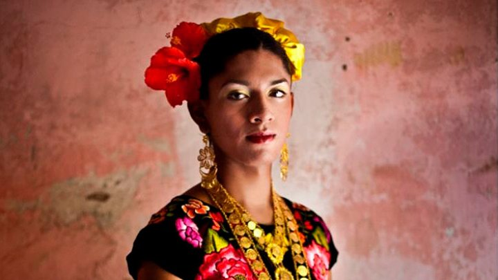 Muxes. Flores de Guiechachi. Fotografías de Nuria López